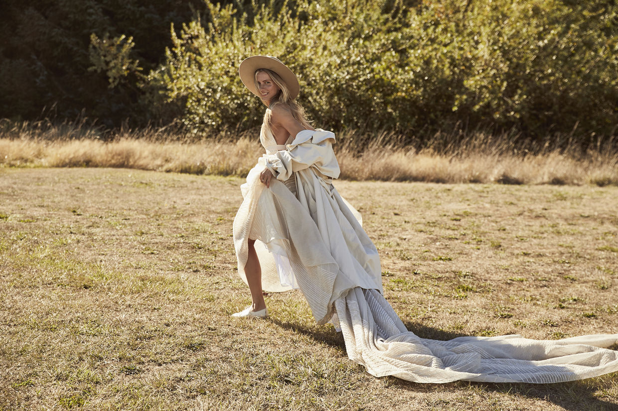 silja-phil-by-kate-moore-co-alyssa-pizer-mgmt-10.jpg