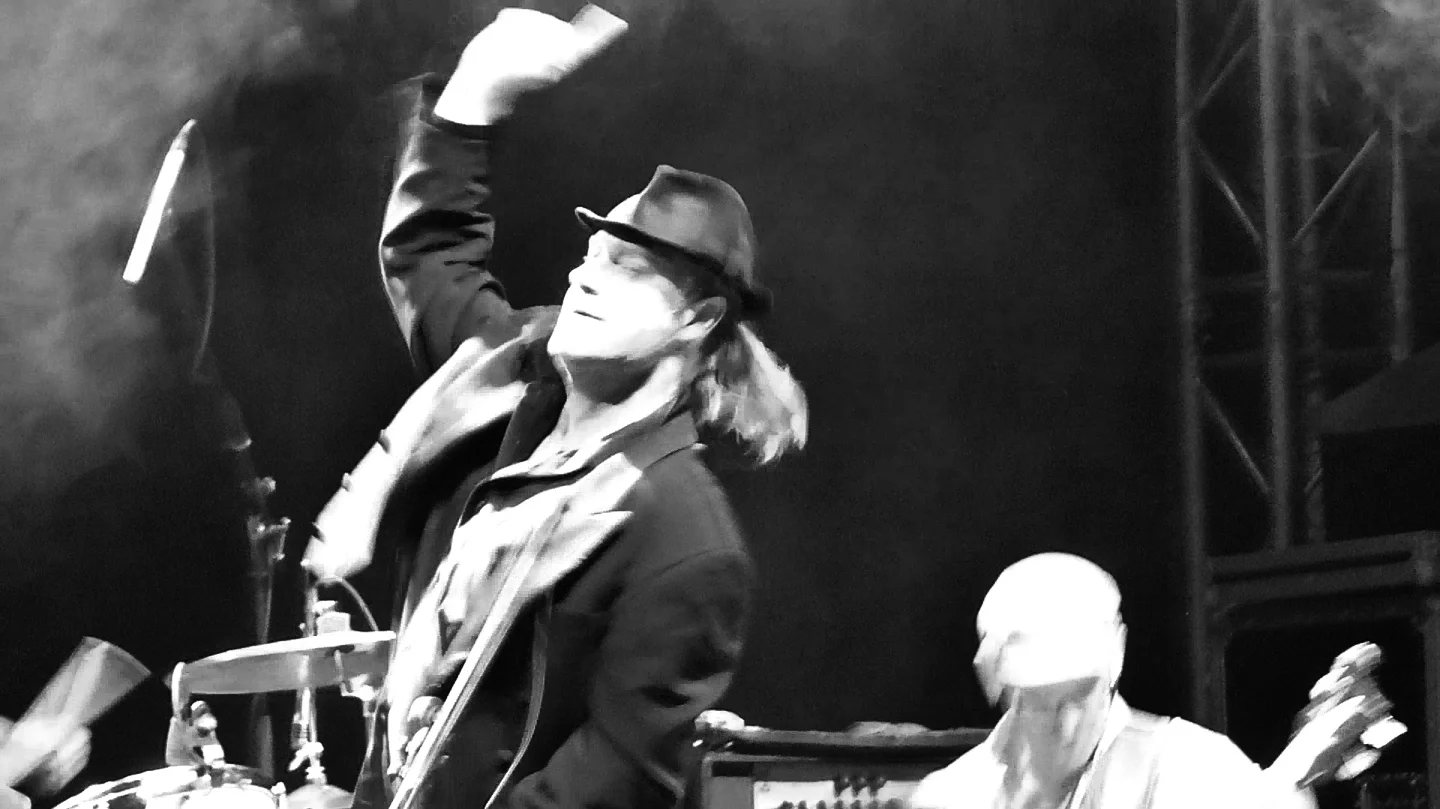 Live in Lausanne, june 2013