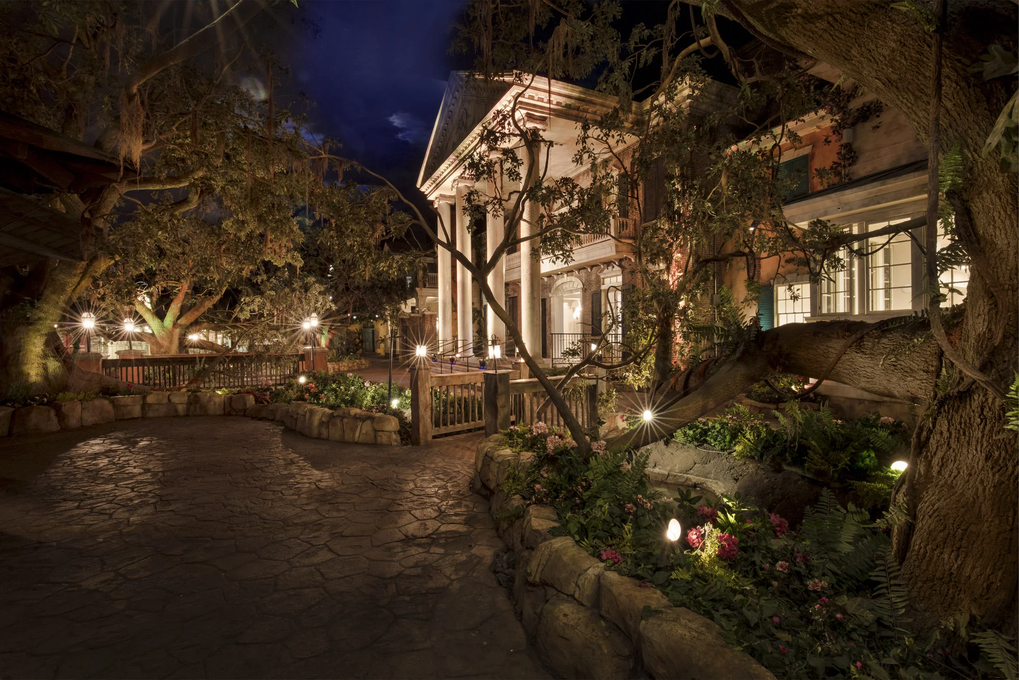 Mansion 1.jpg