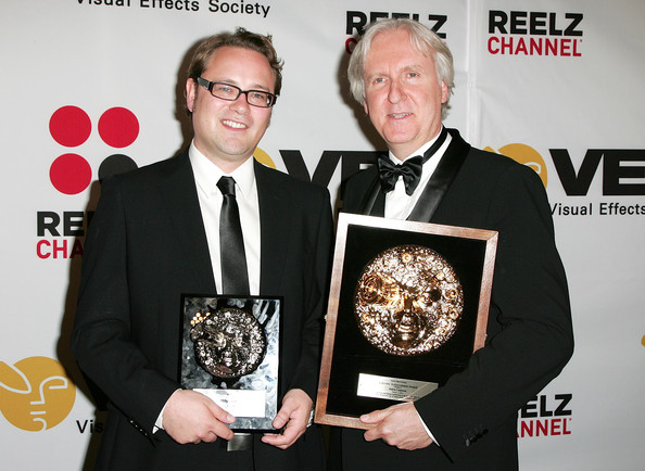 VES winners Student project award winner Thilo Ewers and James Cameron