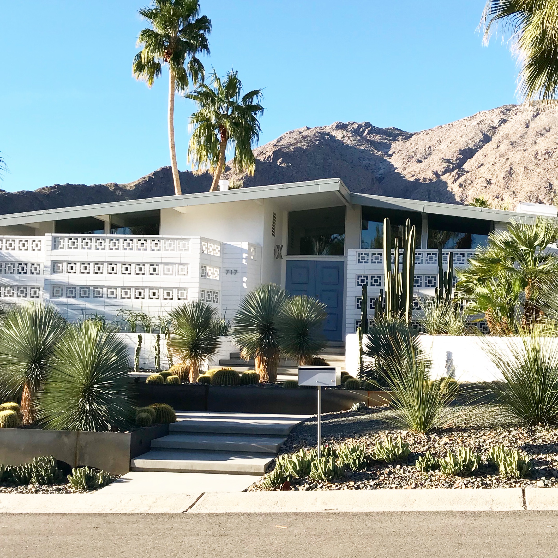 Blue Moon Furniture Blog Architectural Tour Of Palm Springs