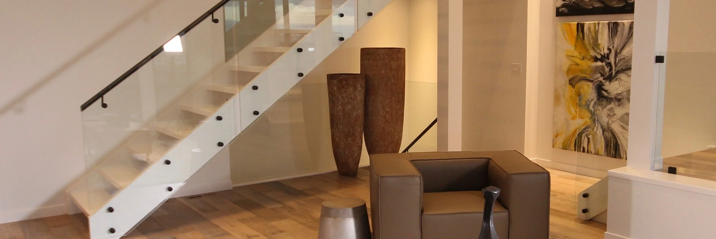 Copy of artifact standing pots in artista show home