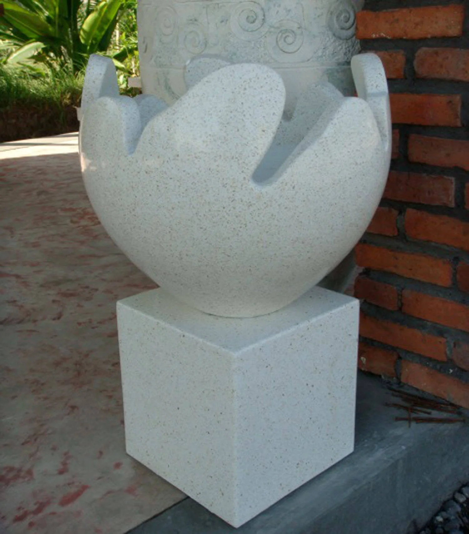 terrazzo-speckled-egg-pot.jpg