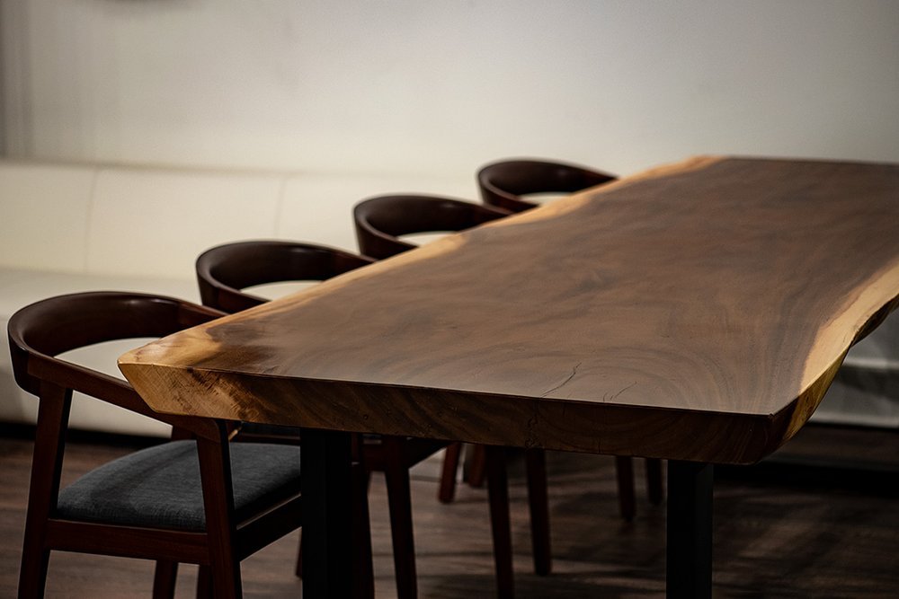 MAJESTIC LIVE EDGE DINING TABLES