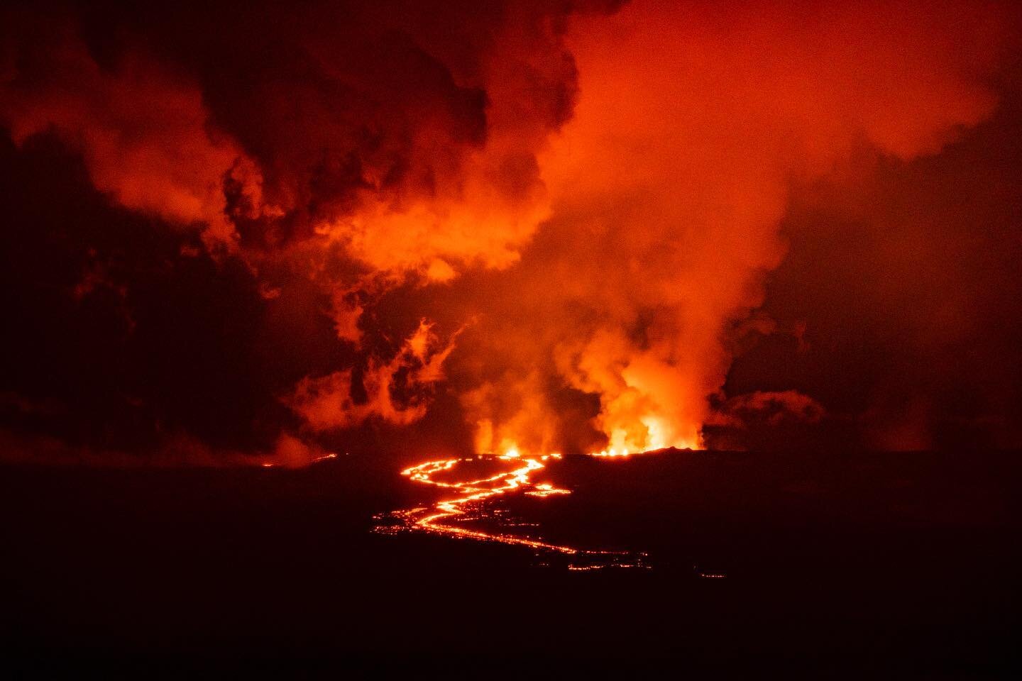 Mauna Loa from Saddle Road last night. Still miles away, but the smell was like it was right there. It&rsquo;s hard to comprehend the amount of lava and gasses already released when this was taken less than 24 hours since the start of the eruption. L