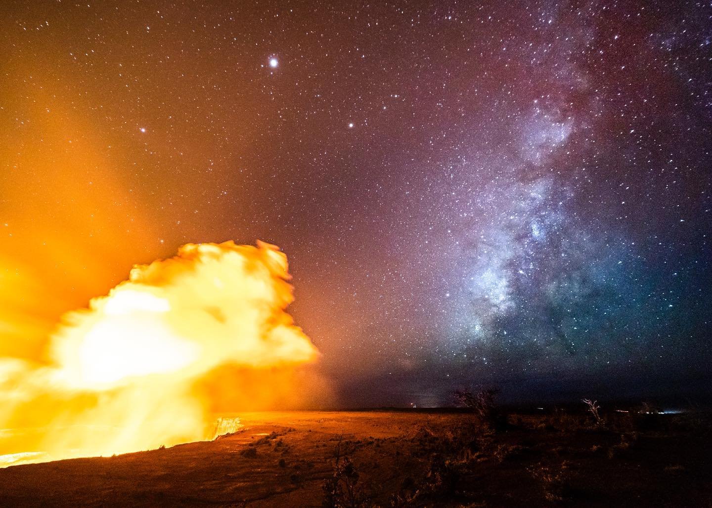 Captured this shot of the glow from the lava lake at Kīlauea in front of the Milky Way back in early October. If you ever have a chance to safely visit an active volcano you should do it. It feels so primordial and it&rsquo;s crazy that it is happeni