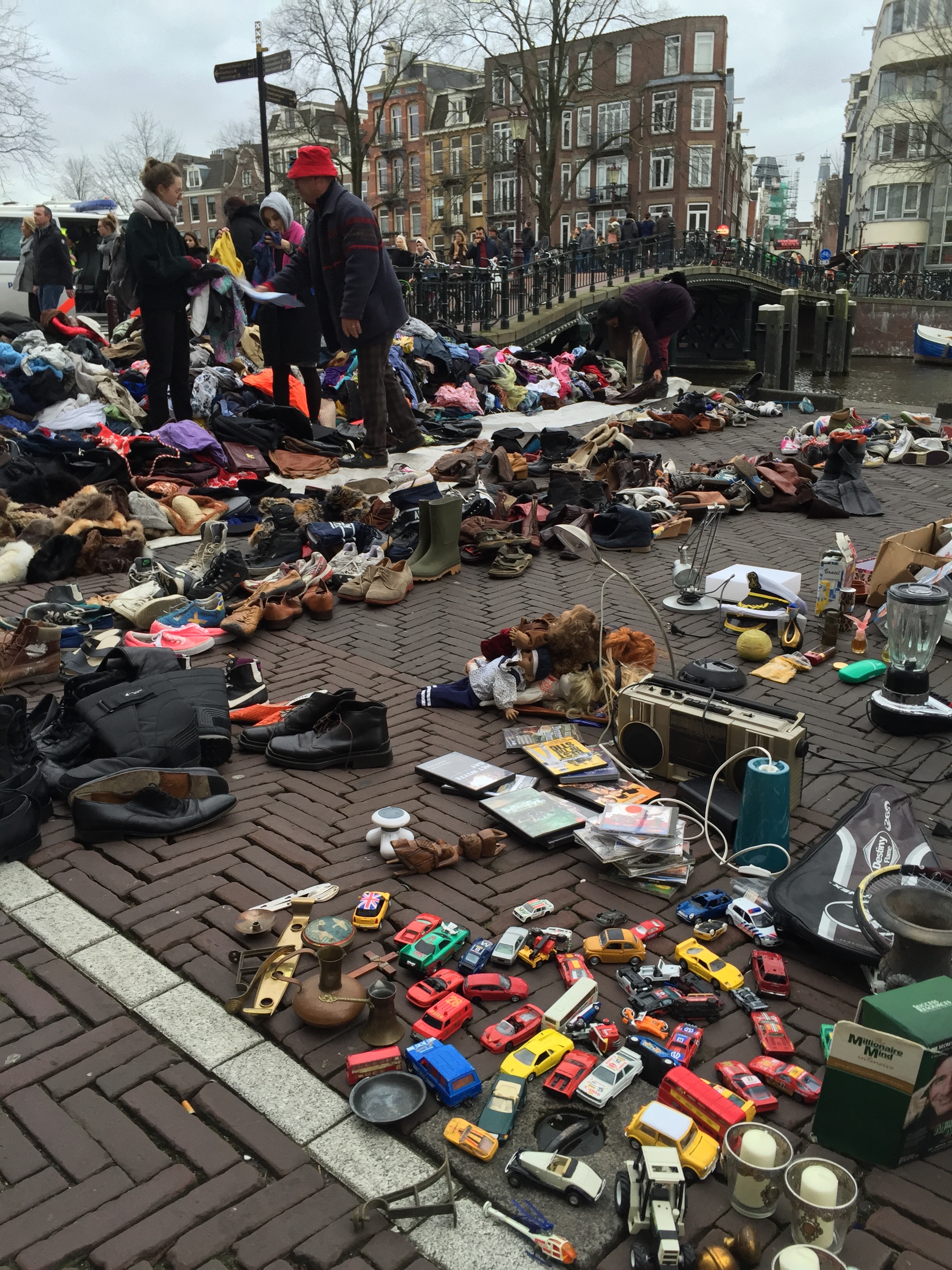 Waterlooplein vendor. Ten meters from police line, just off camera to the left.