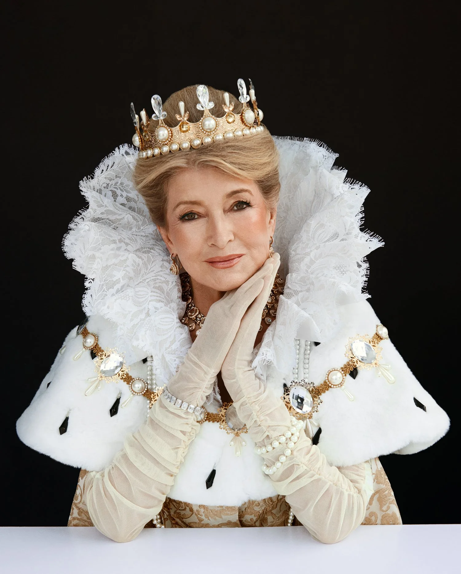 MarthaStewart_HalloweenCover3688_R4_QC_crop_large.jpg
