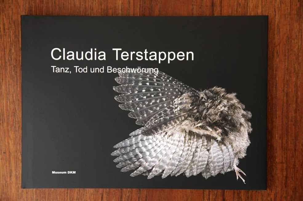 143 pages, hardcover Published by: Museum DKM/Germany 2012, ISBN 978-3-942650-04-5, with texts in German and English available at: Museum DKM, Günterstrasse 13 - 15; 47051 Duisburg/ Germany; Monash Gallery of Art (MGA), 860 Ferntree Gully Road, Wheelers Hill, Victoria 3150 and National Gallery of Victoria (NGV) , 180 St Kilda Rd, Melbourne VIC 300