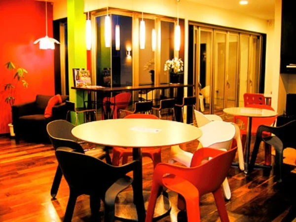cafe_2_lzn.jpg