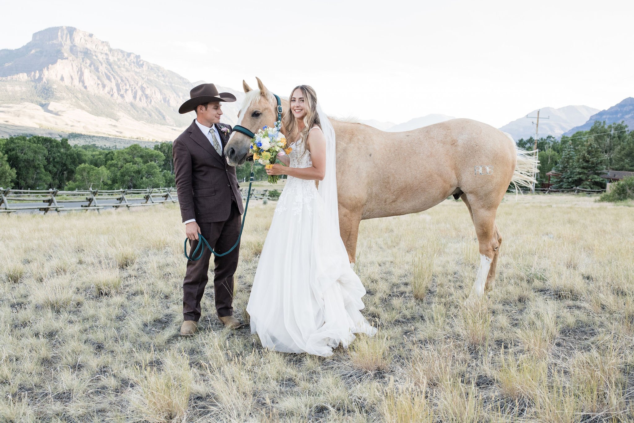 BradshawWedding_Bride&Groom-199.jpg