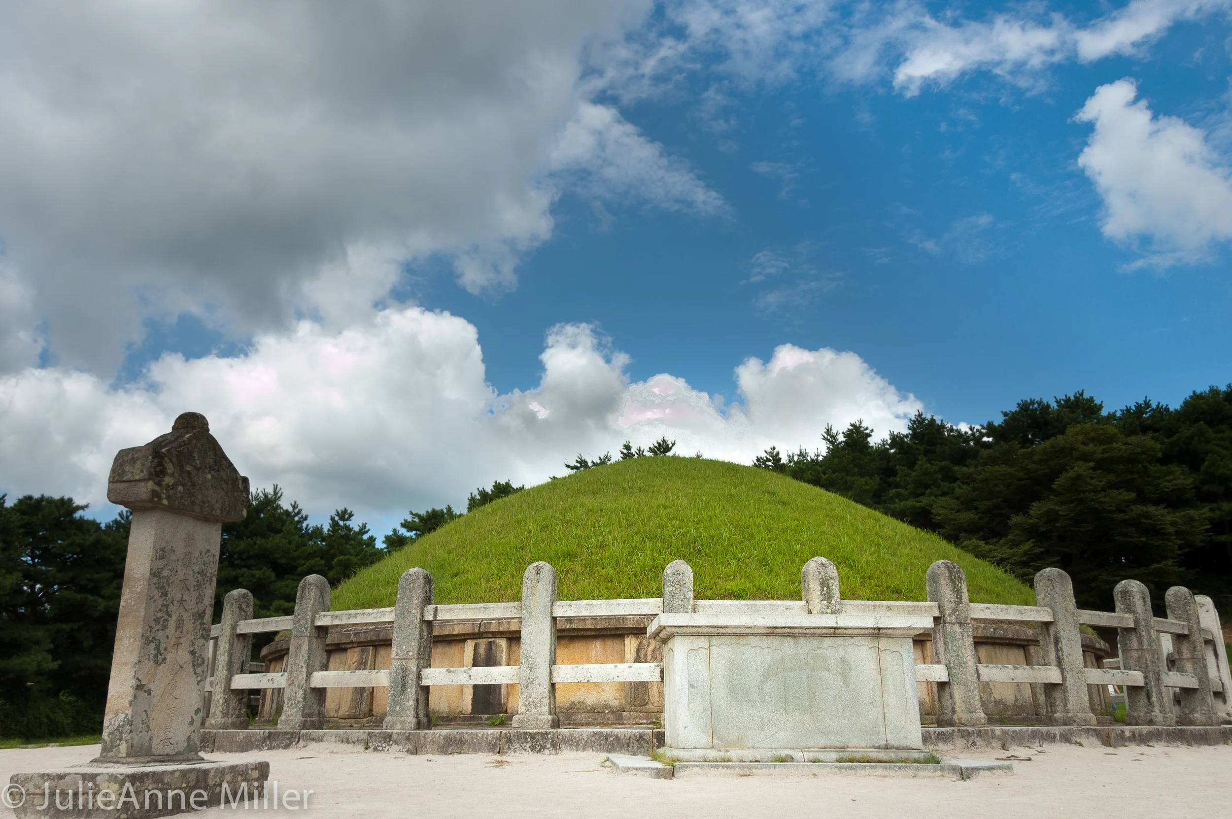 General Yu Shin Tomb