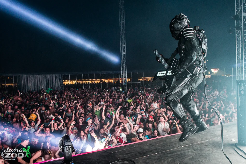 ezoo_iwally-16.jpg