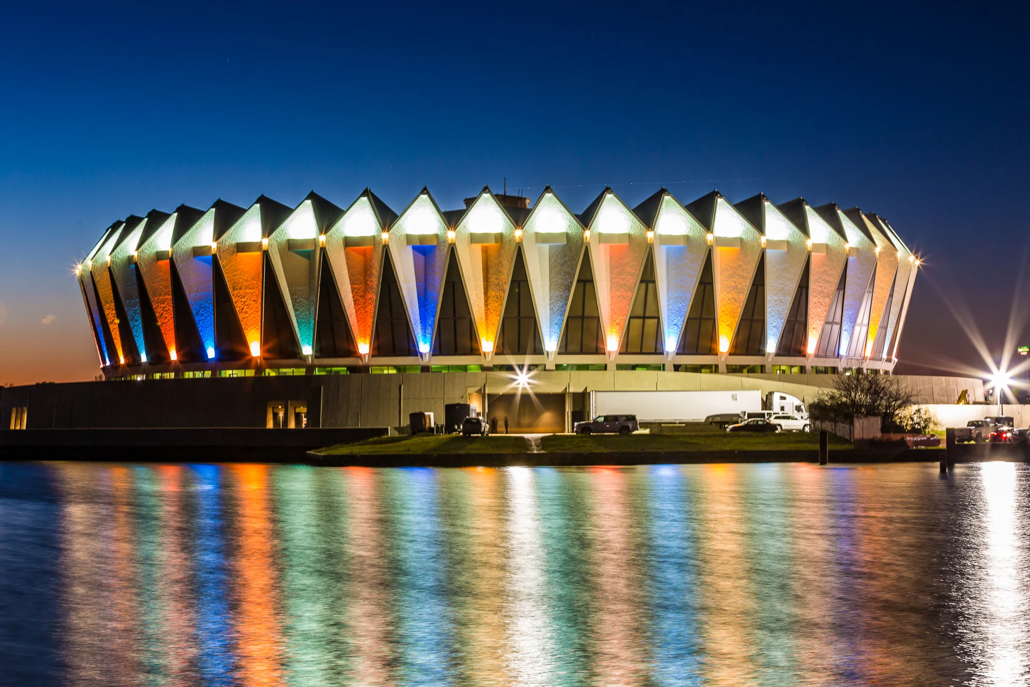 basslights2015_hampton_alivecoverage-3.jpg
