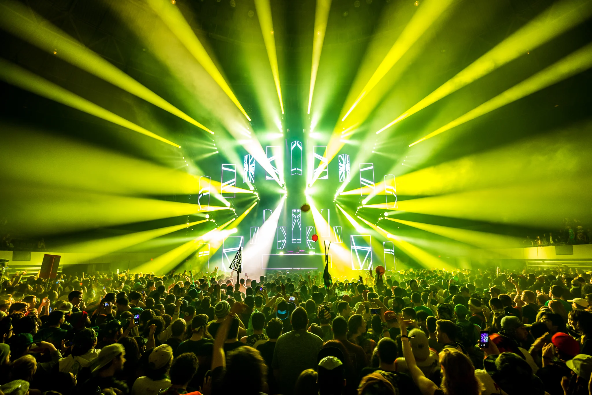 basslights2015_hampton_alivecoverage-15.jpg