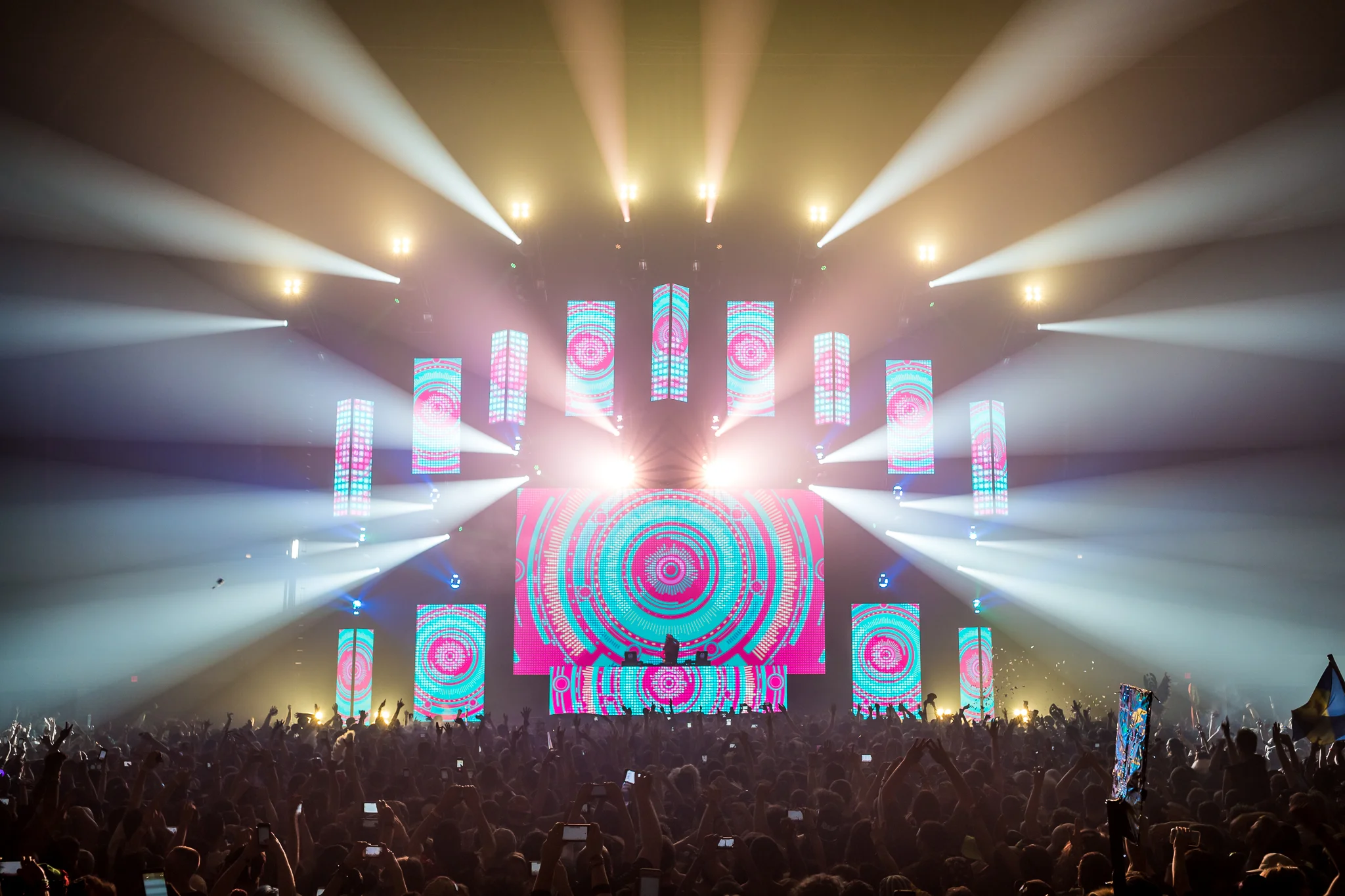 basslights2015_hampton_alivecoverage-27.jpg