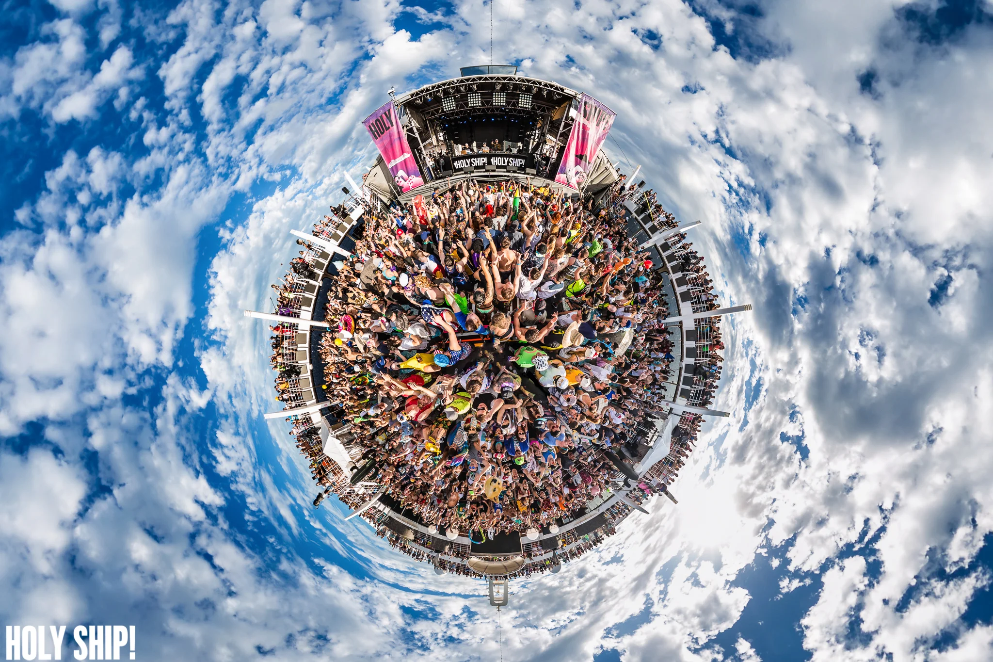 HolyShip_Jan16-alivecoverage-18.jpg