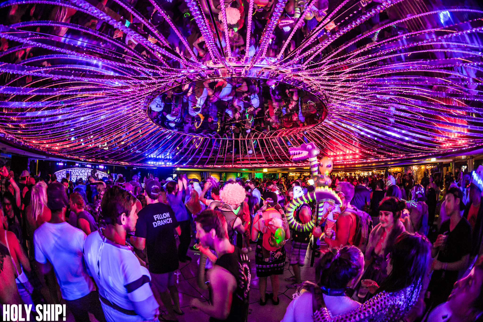 HolyShip_Jan16-alivecoverage-26.jpg