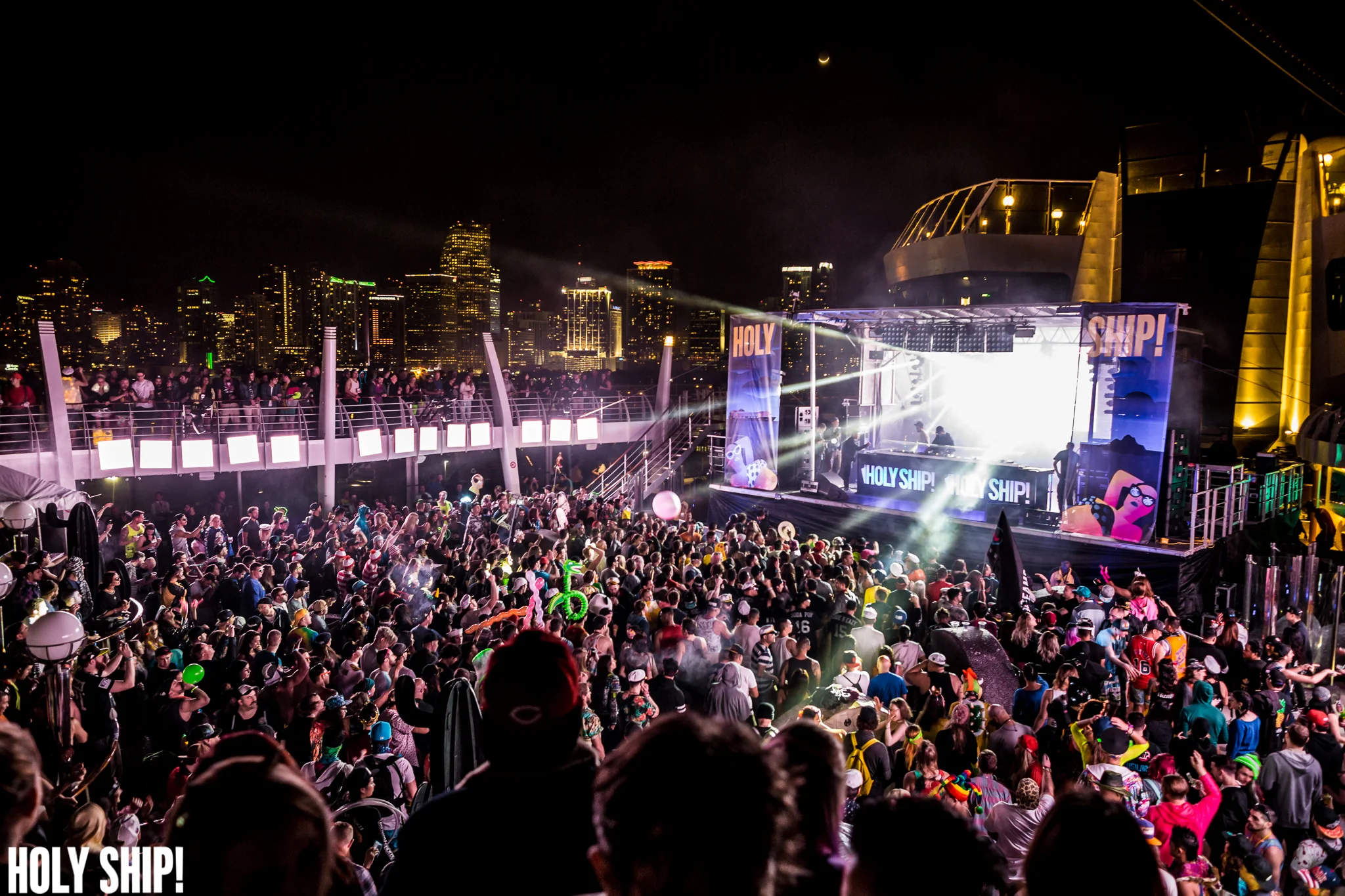 HolyShip_Feb2016_alivecoverage-2.jpg