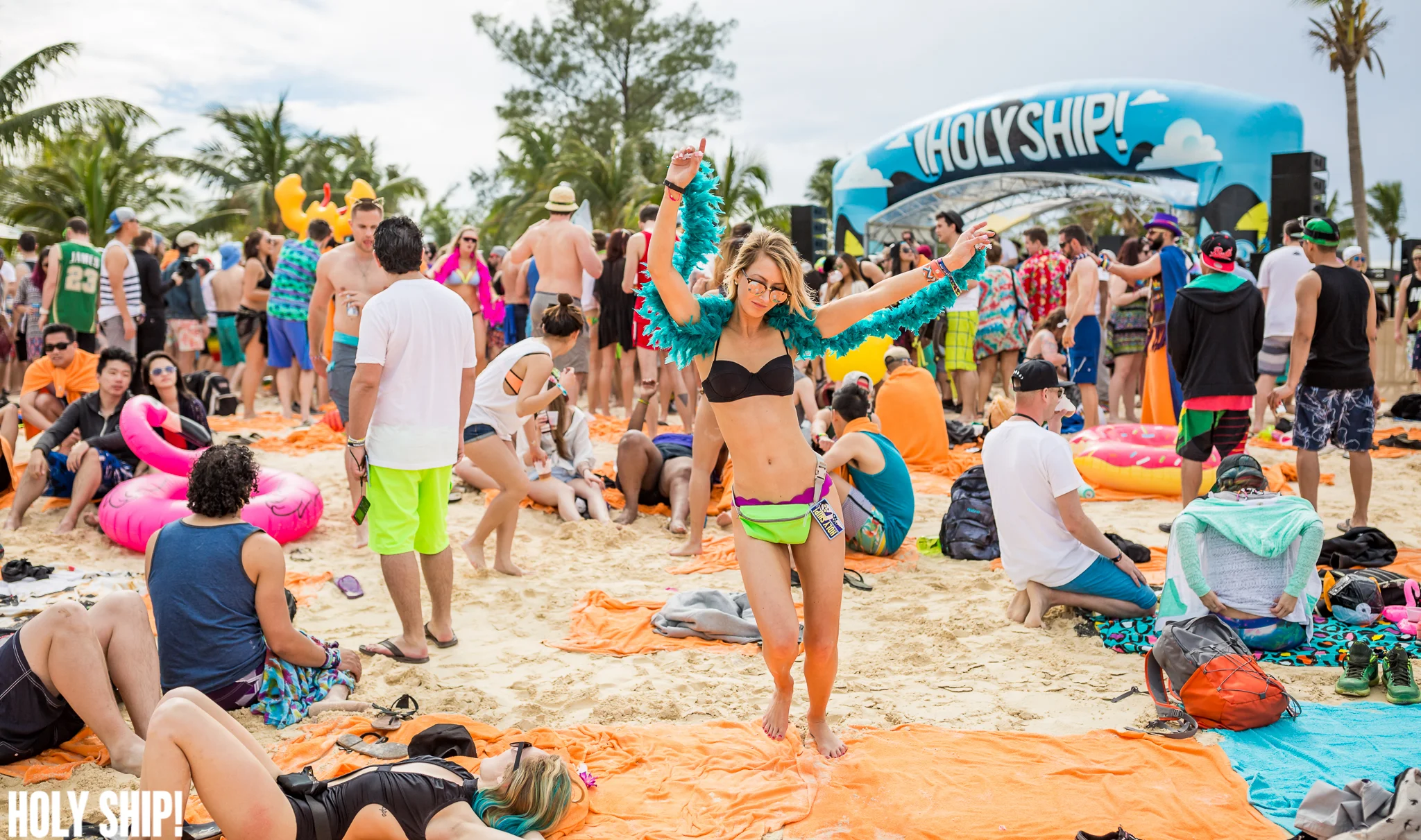 HolyShip_Feb2016_alivecoverage-13.jpg