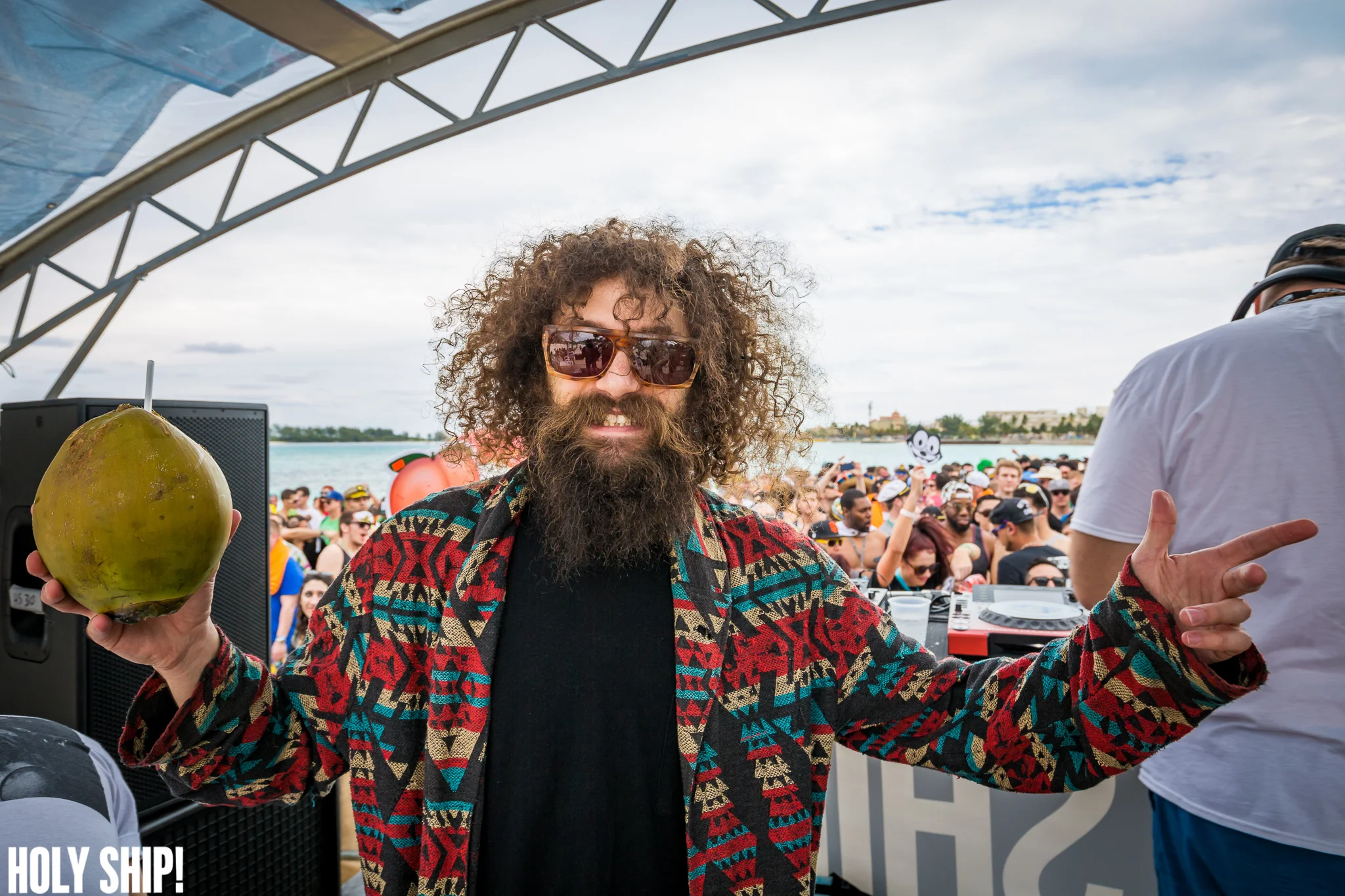 HolyShip_Feb2016_alivecoverage-20.jpg