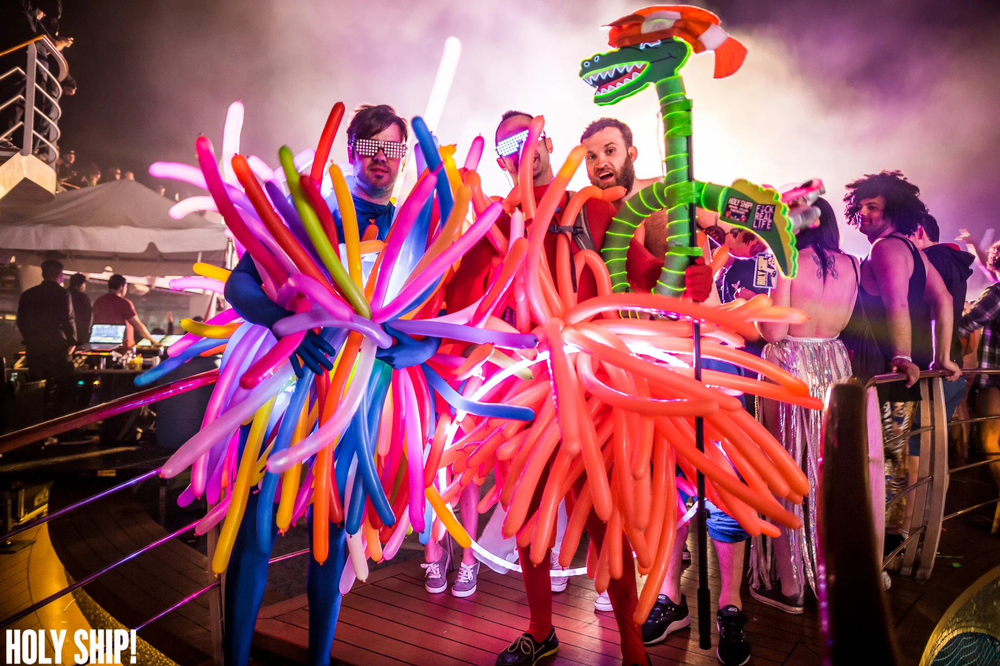 HolyShip_Feb2016_alivecoverage-28.jpg
