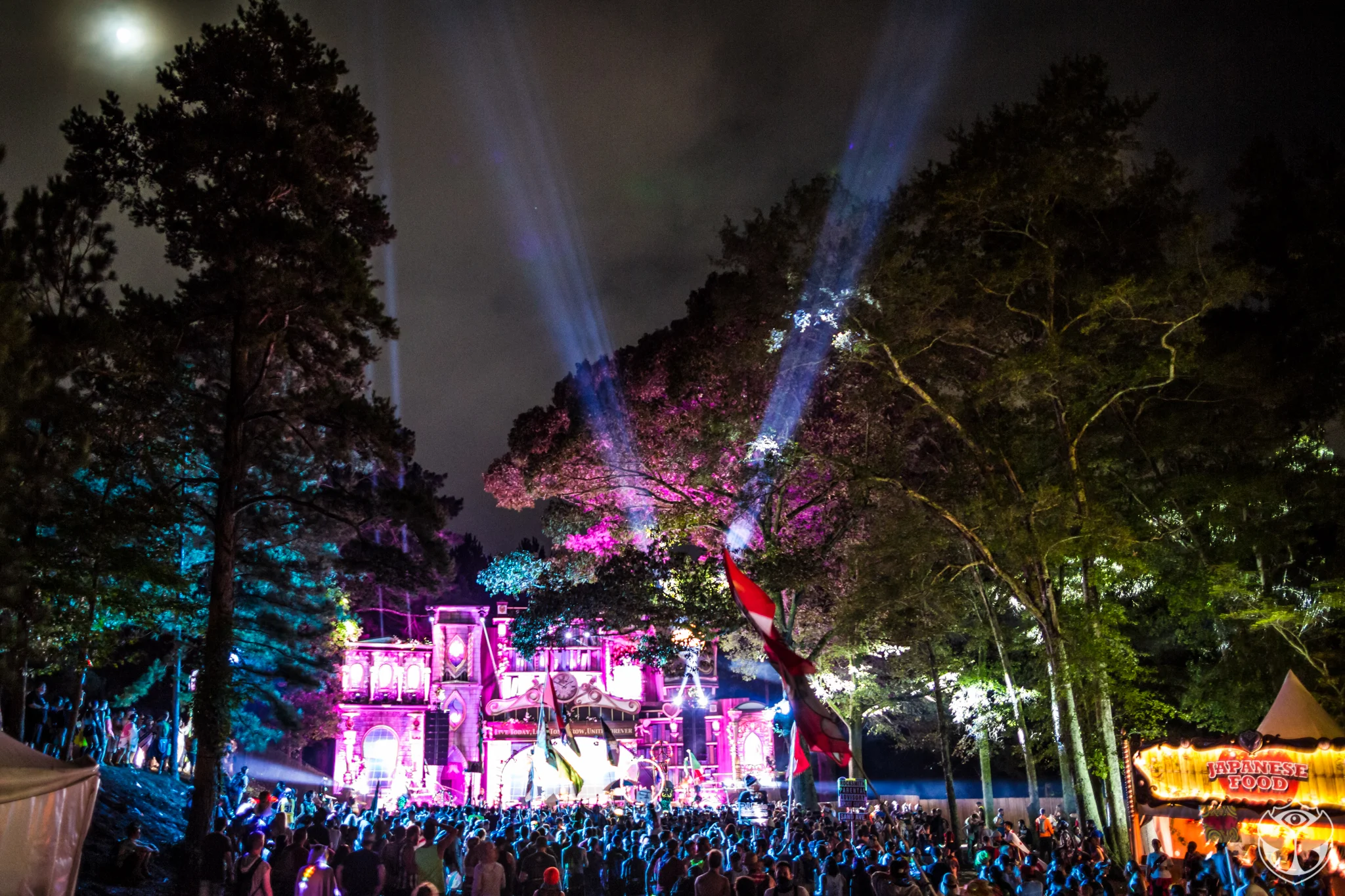 TMW2015_ALIVEcoverage_iWally-16.jpg