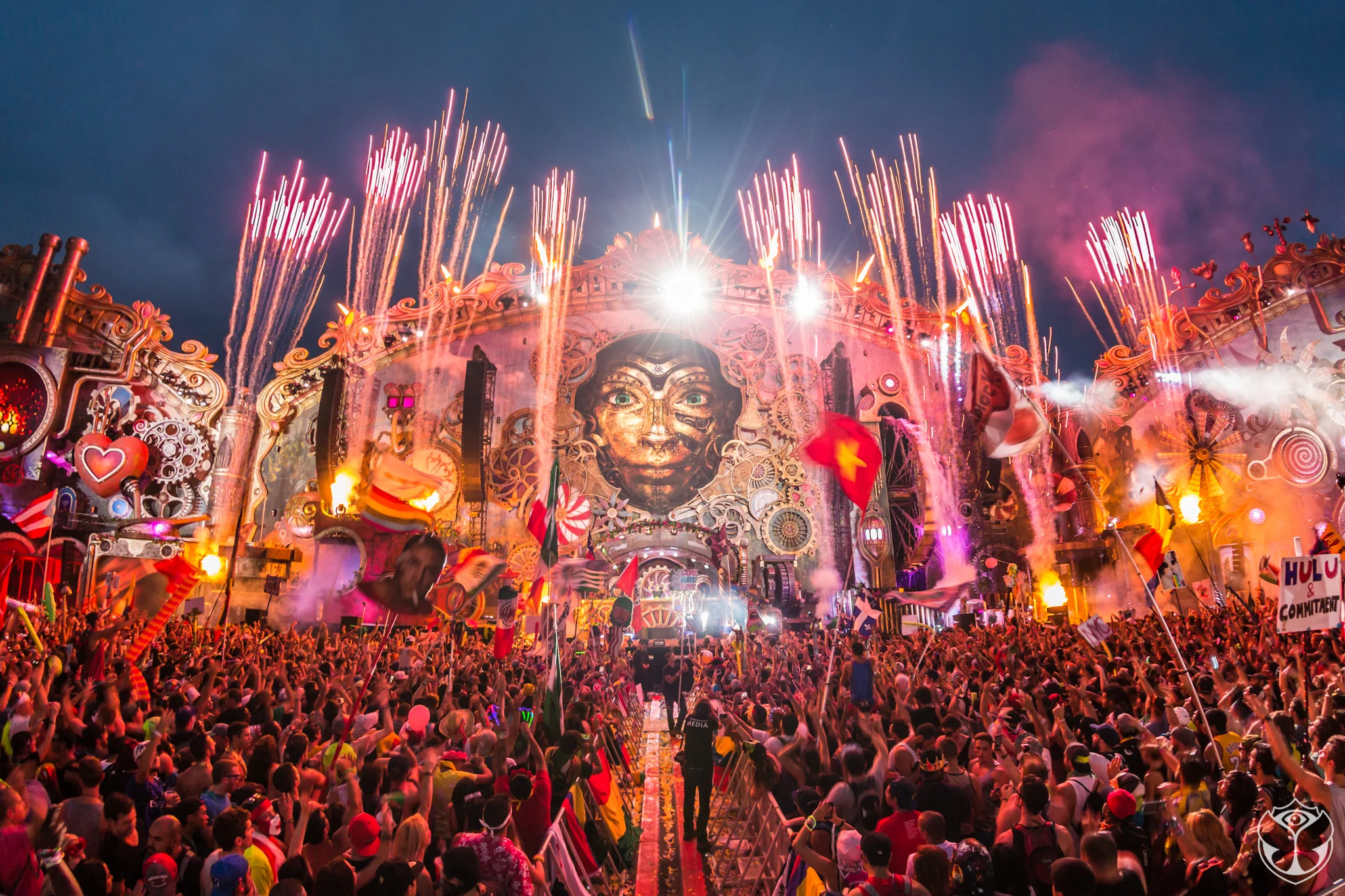 TMW2015_ALIVEcoverage_iWally-22.jpg