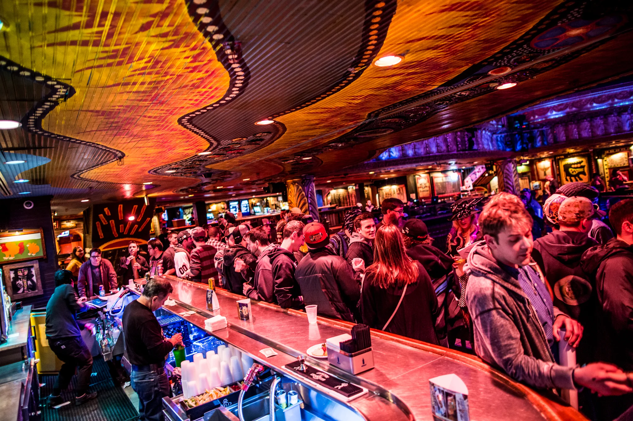 STS9_HoBChi_2015_iWally_aLIVECoverage-1.jpg