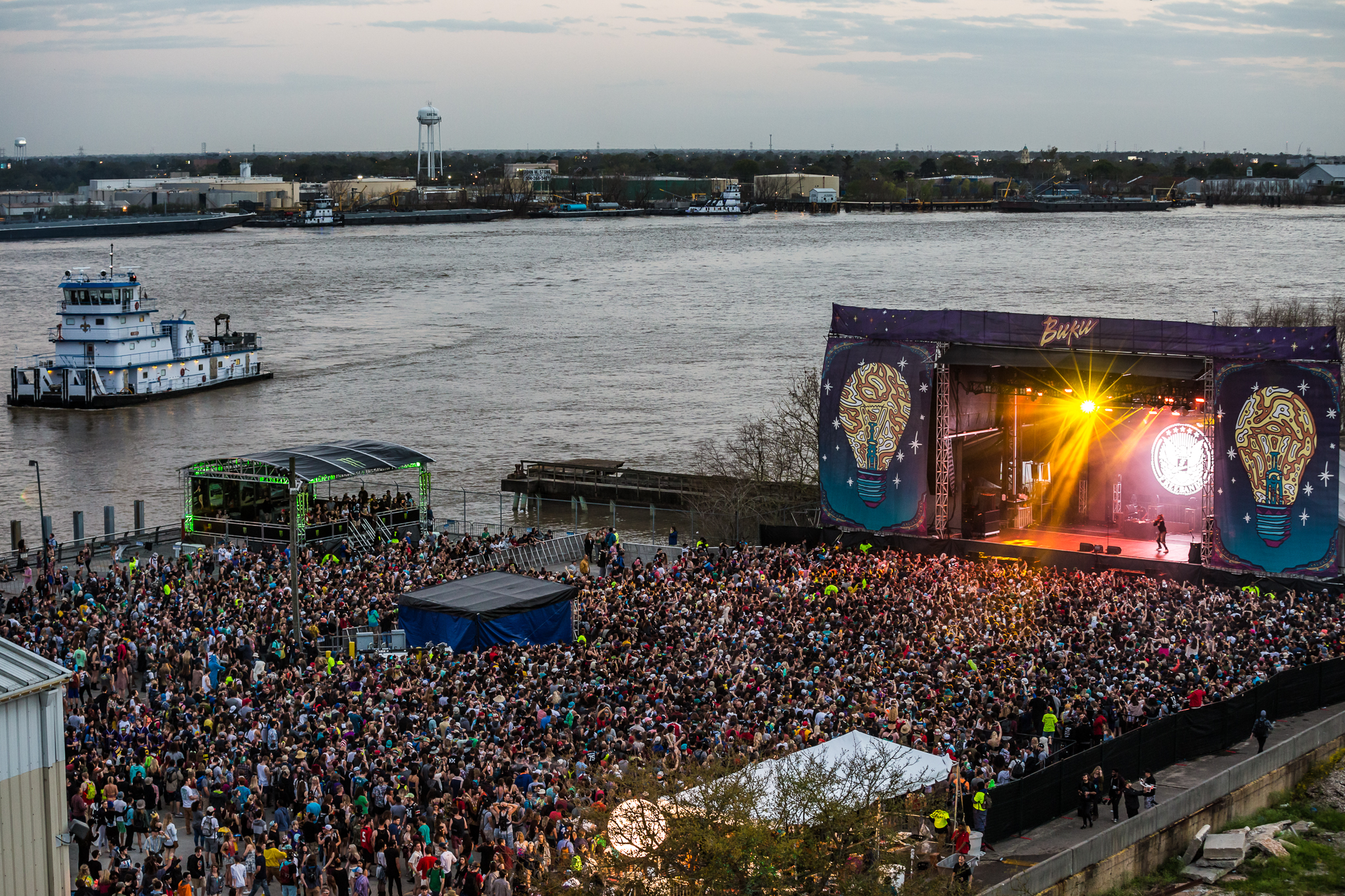 buku_2016_iwally_alivecoverage-15.jpg