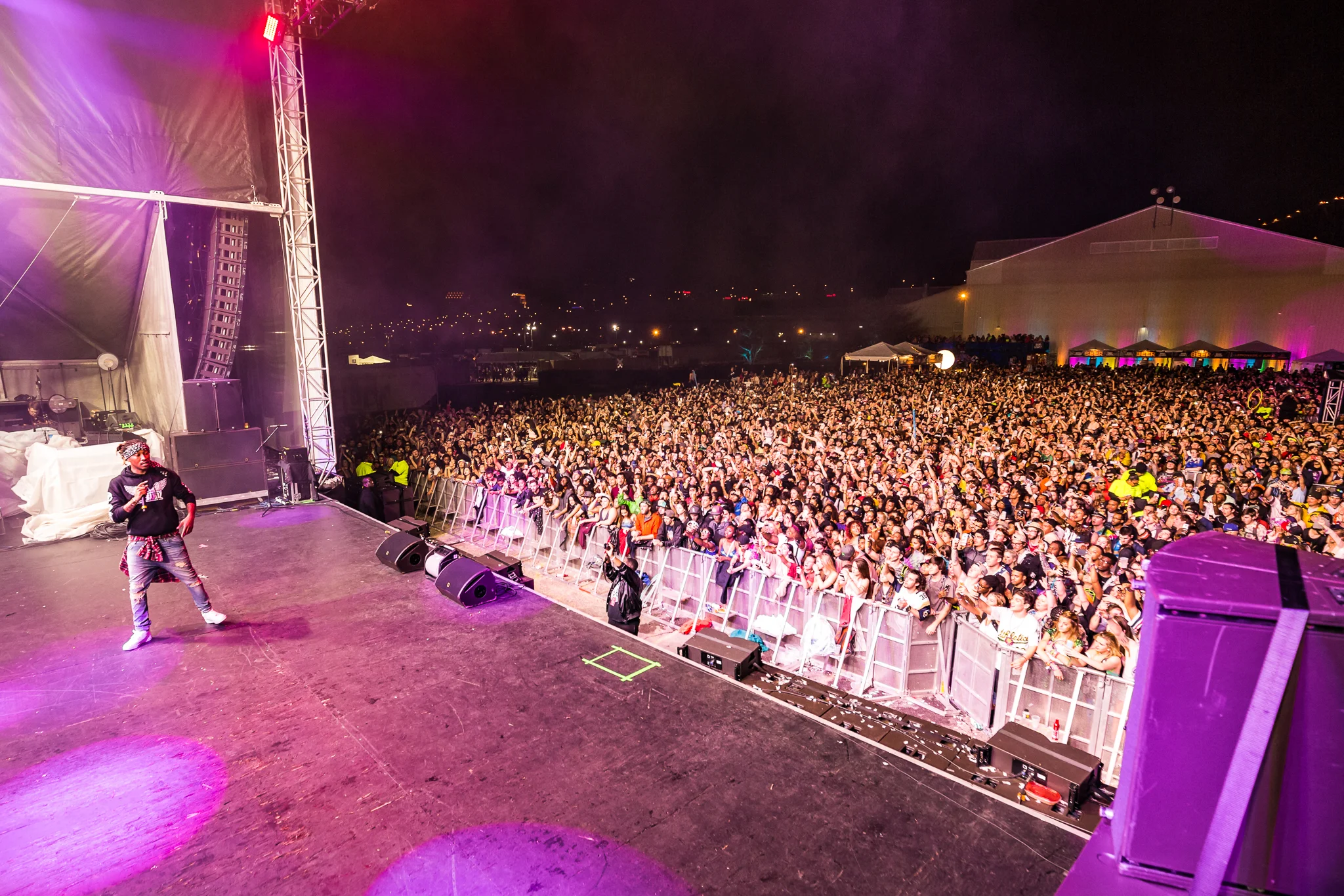 buku_2016_iwally_alivecoverage-16.jpg