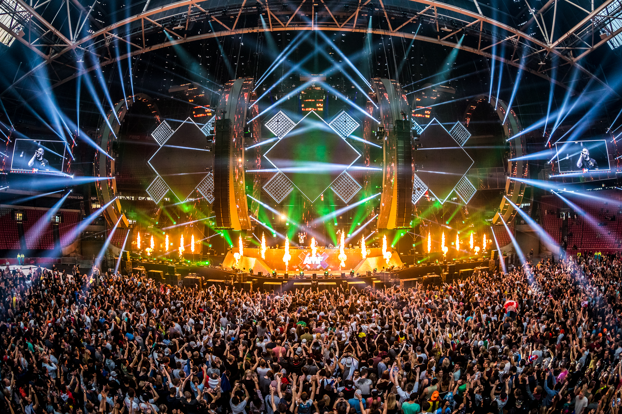AMF_20161022_ARENA_AMFARENASAT_181025-AF8I7497_ALIVECOVERAGE.jpg