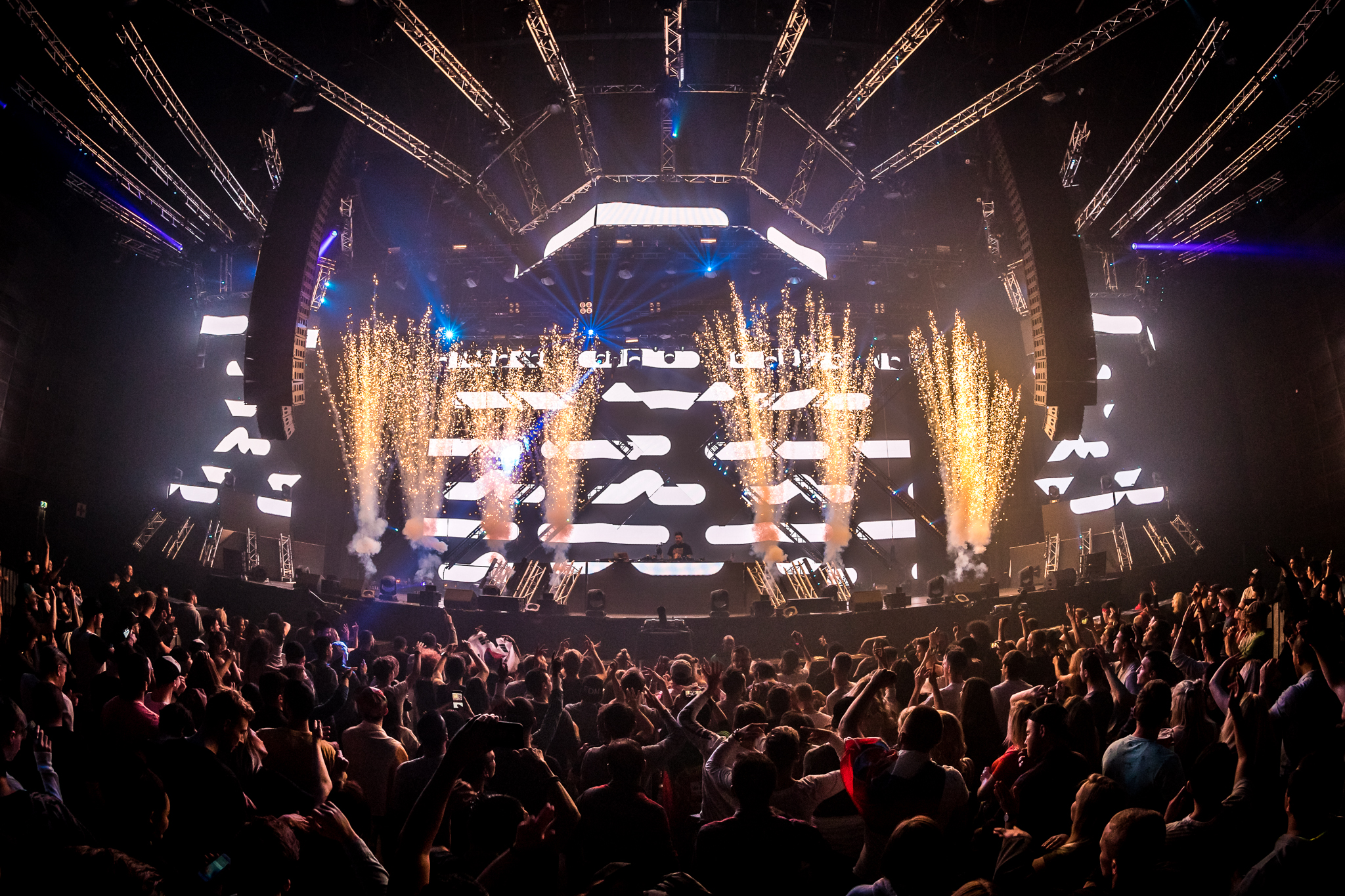 AMF_20161024_HMH_AMFHMHSUN_003626-AF8I3982_ALIVECOVERAGE.jpg