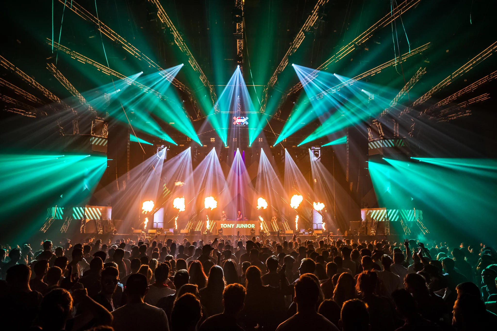 AMF_20161024_HMH_AMFHMHSUN_043554-AF8I7803_ALIVECOVERAGE.jpg
