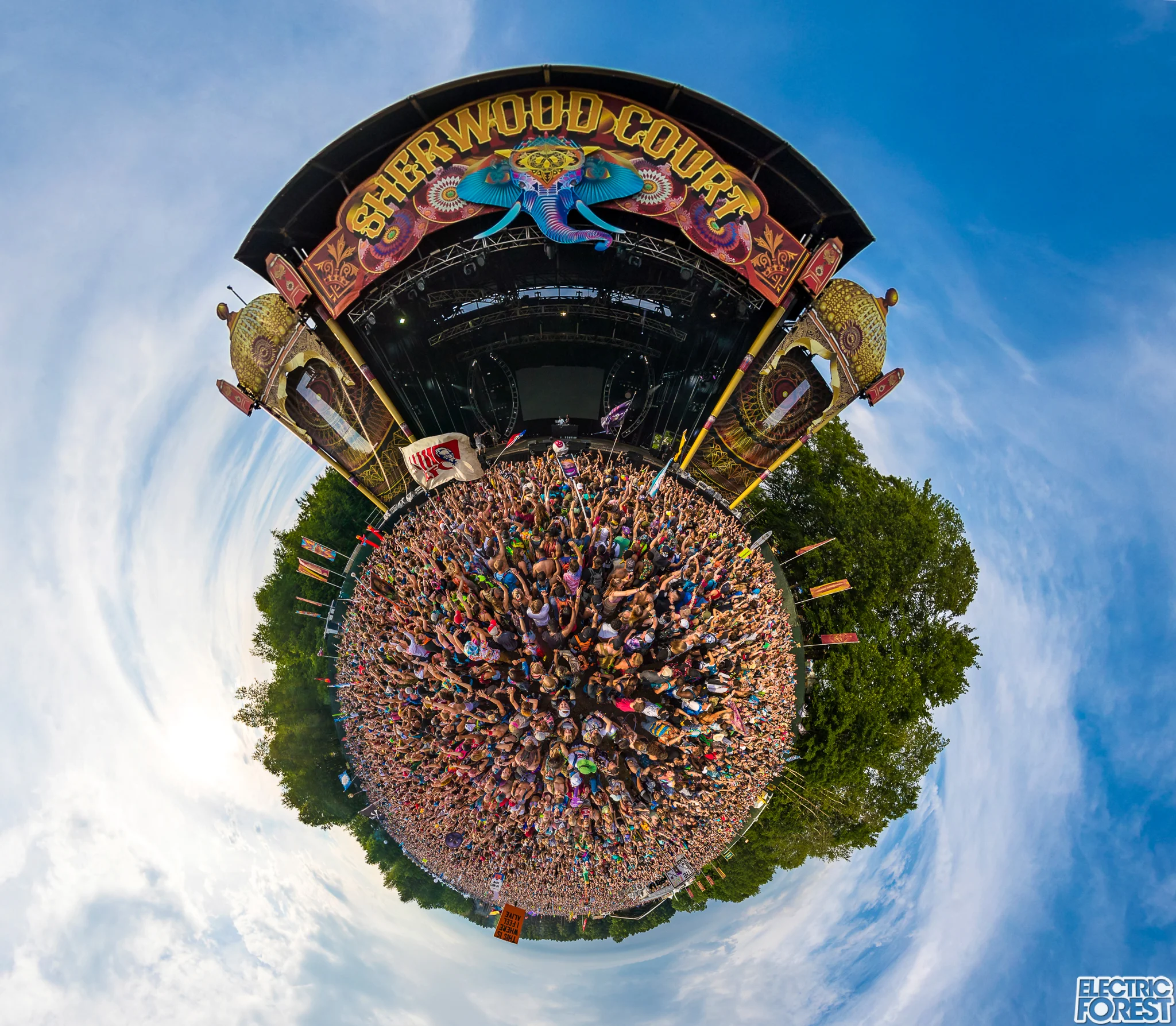 EFF2017_0622_191410-1388_ATW Planet.jpg