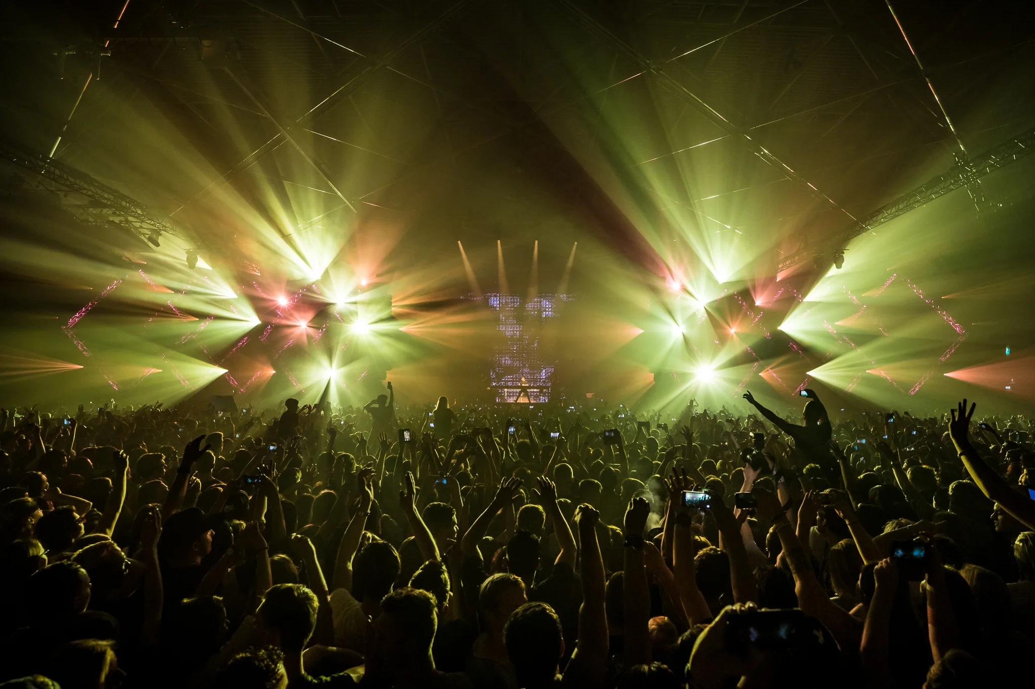 Garrix_ADE_2017_iwally_aLIVE-2.jpg