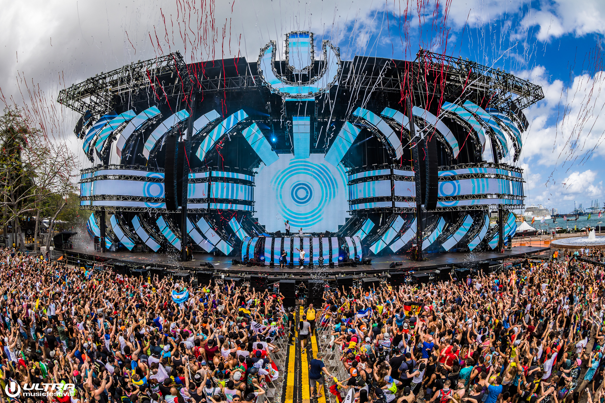 UMF2017_0326_154033-5358_ALIVECOVERAGE.jpg