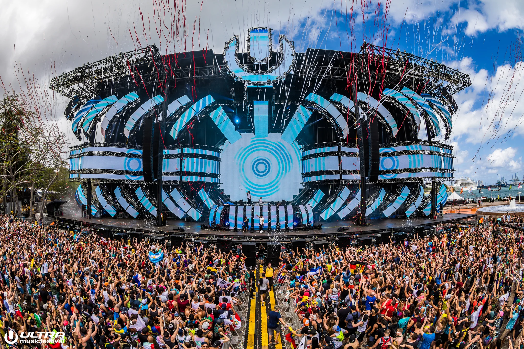 UMF2017_0326_154033-5358_ALIVECOVERAGE.jpg
