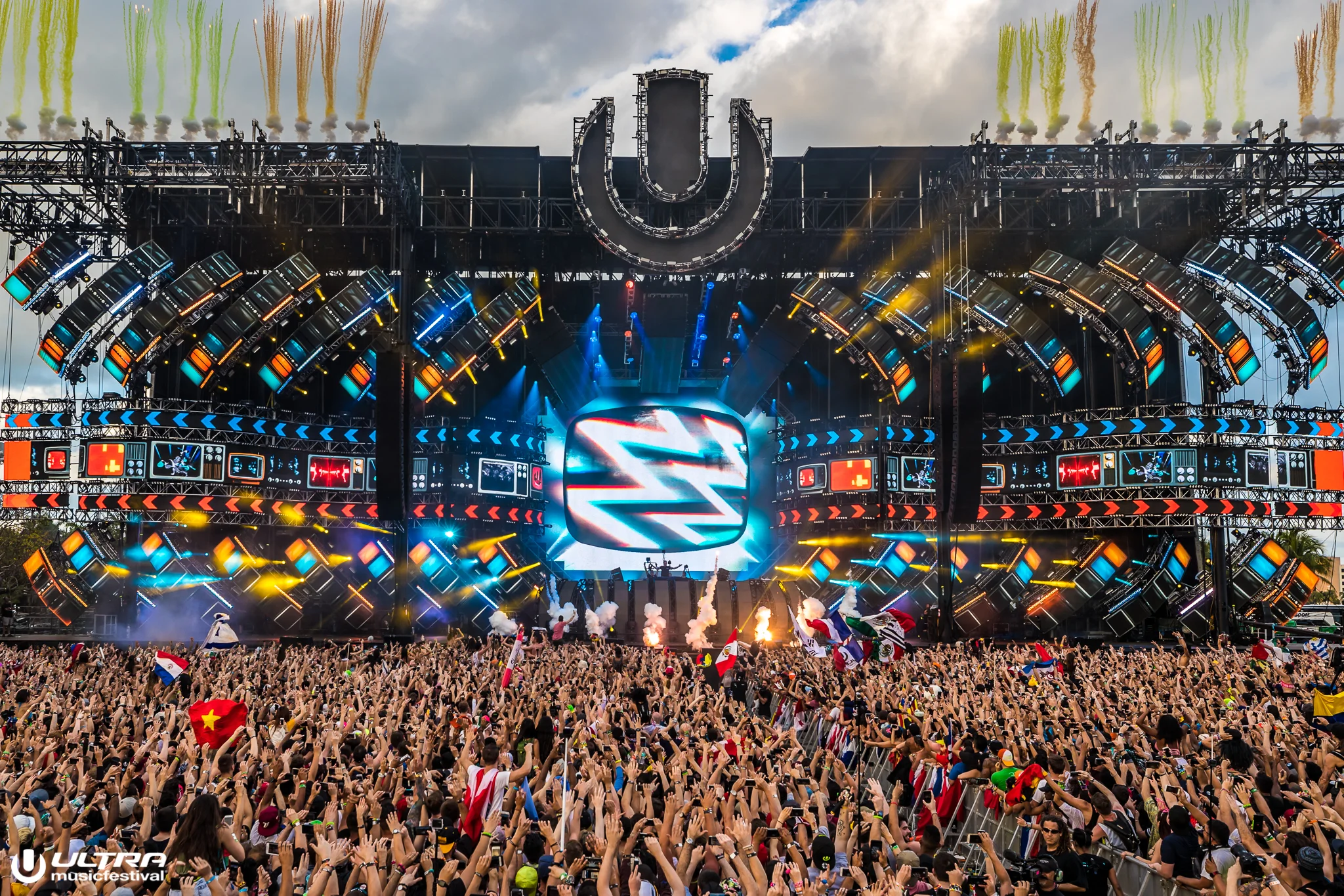 UMF2017_0326_184742-8993_ALIVECOVERAGE.jpg