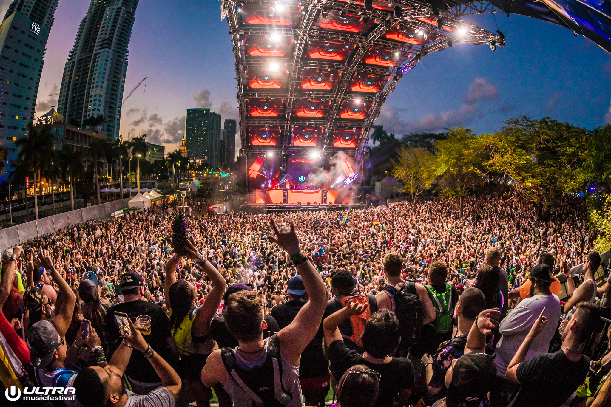 UMF2017_0326_195057-1185_ALIVECOVERAGE.jpg