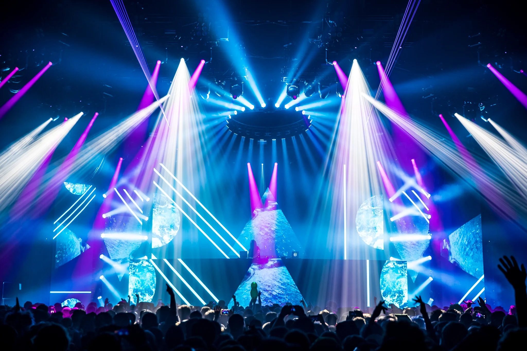 Bassnectar_Halloween16_iWally_aLIVE-6.jpg