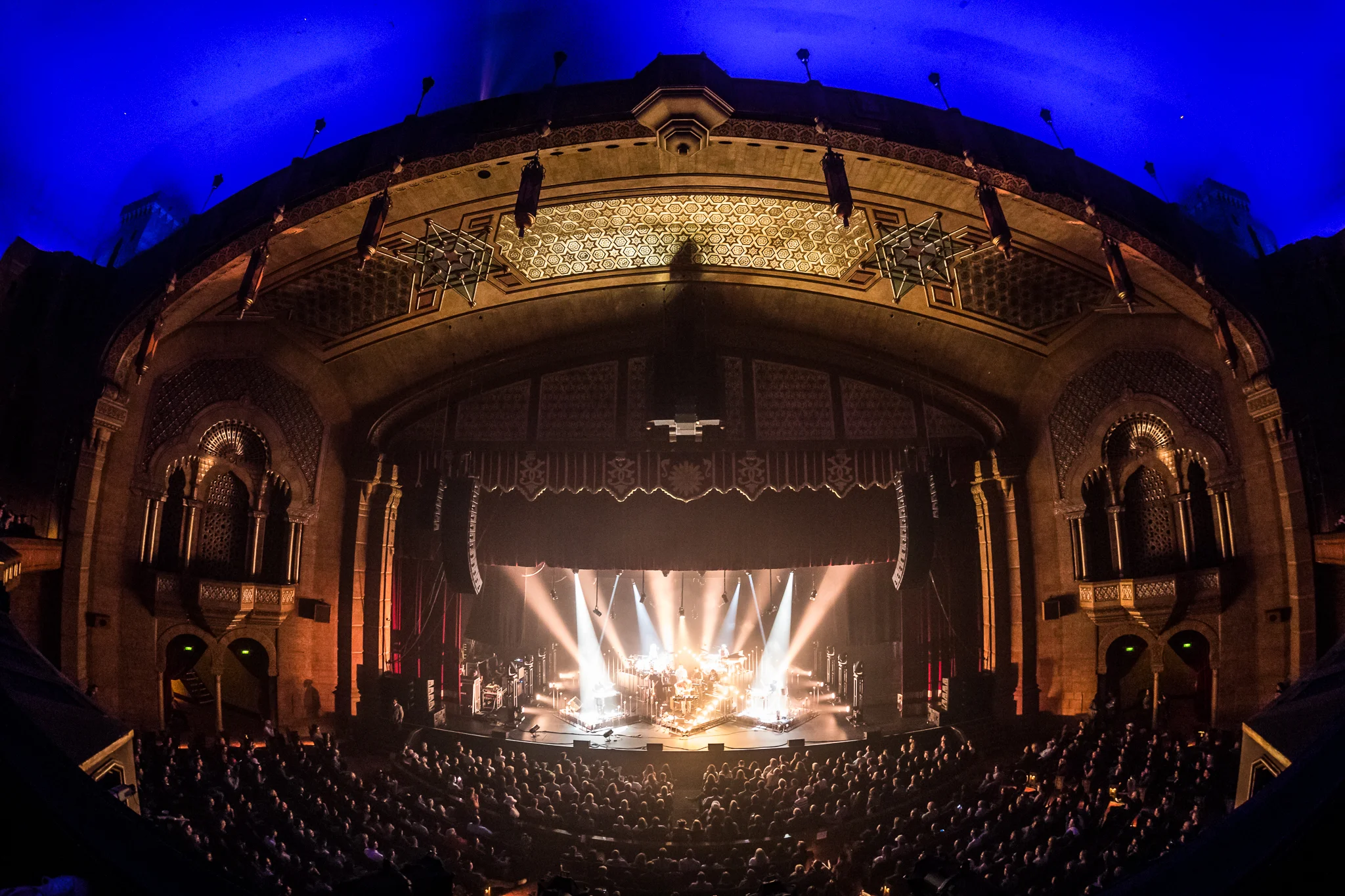 BonIver_FoxATL2017_1109_232019-2782_ALIVECOVERAGE.jpg