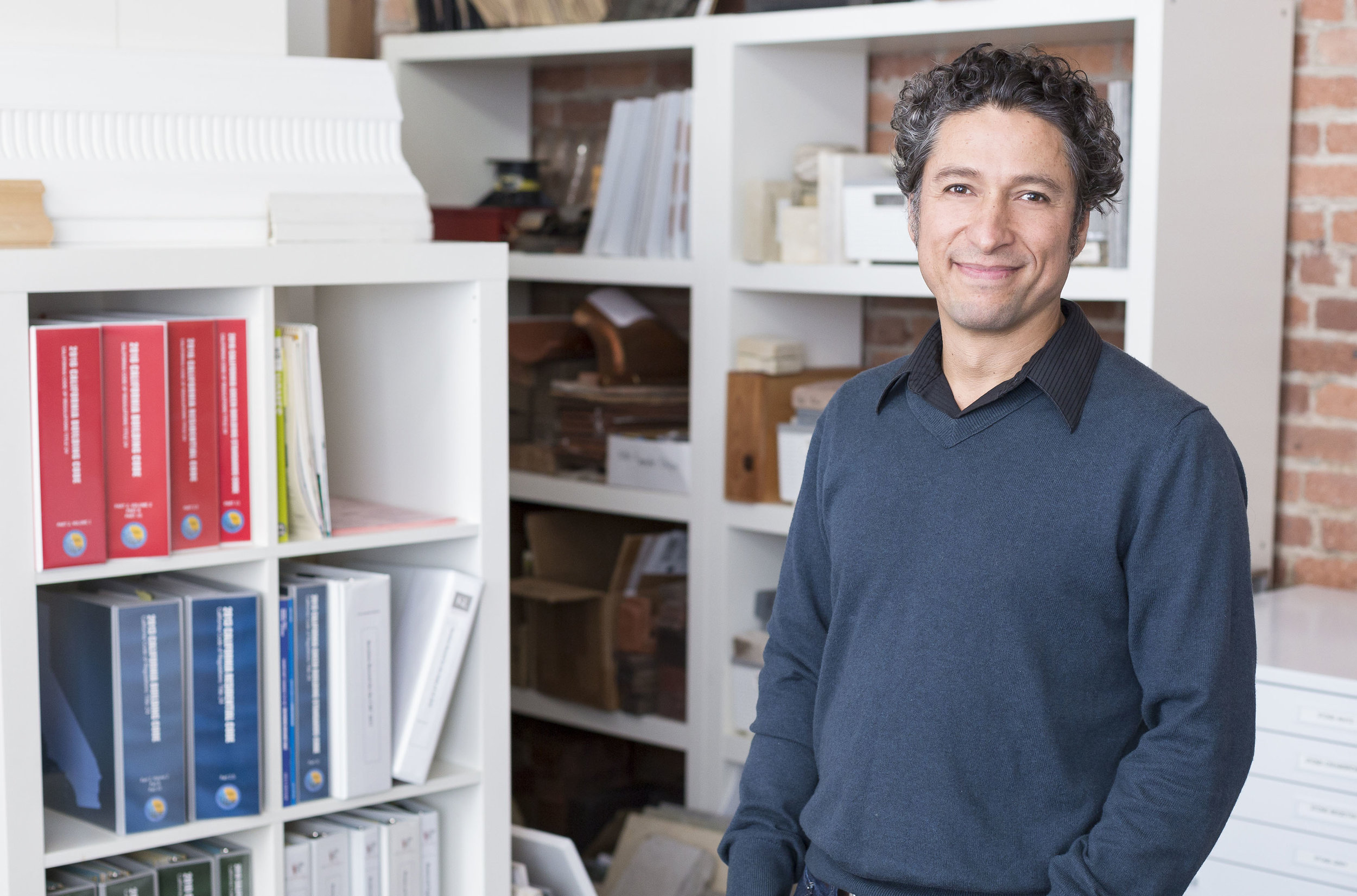 Jonás Hernández Senior Associate