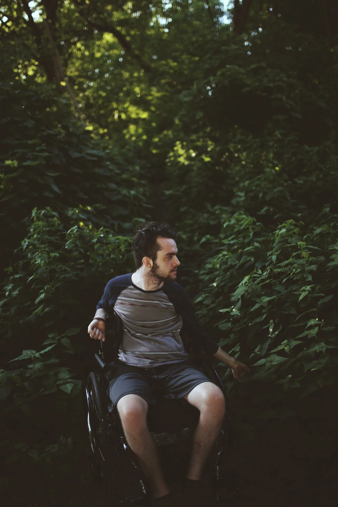 Freaque is a South Minneapolis based duo playing music for those who don't fit the standards our culture expects us to uphold. They are continuously experimenting with their sound which ranges from bluesy singer/songwriting to dreamy anthems. Their music tells stories of past hardships, better worlds and love.