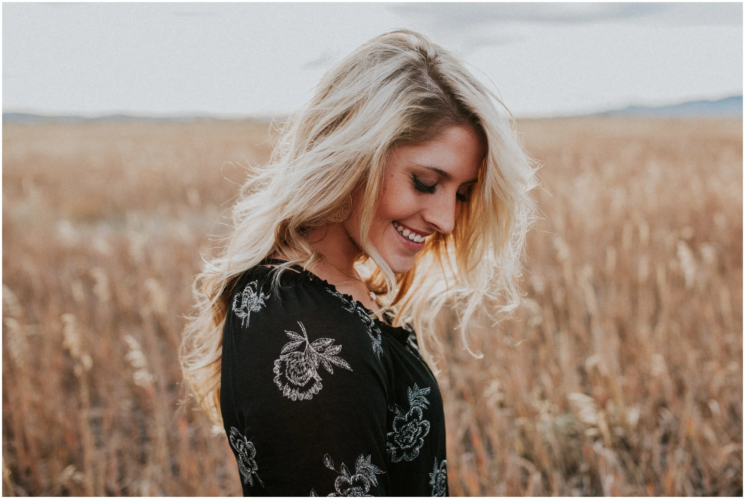 Makayla Madden Photography Boise Senior Photographer Idaho Fairfield Wheat Field Floppy Hat Senior Girl Outfit Ideas and Inspiration Miriam