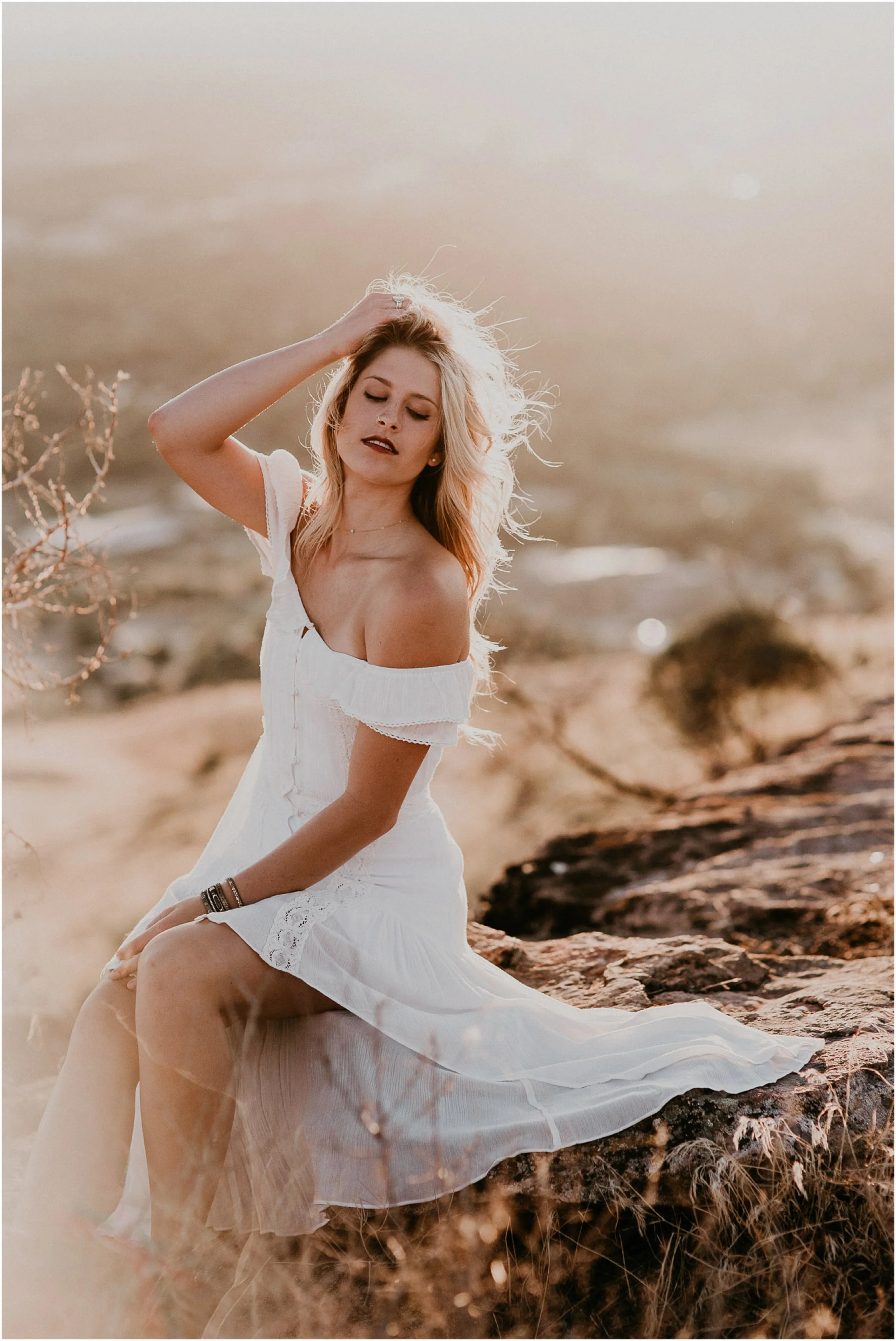 Boise Senior Photographer Makayla Madden Photography Styling Boho Downtown Idaho Table Rock Swank Boutique Creative Senior Picture Ideas Inspiration Golden Hour Raw Real Unique
