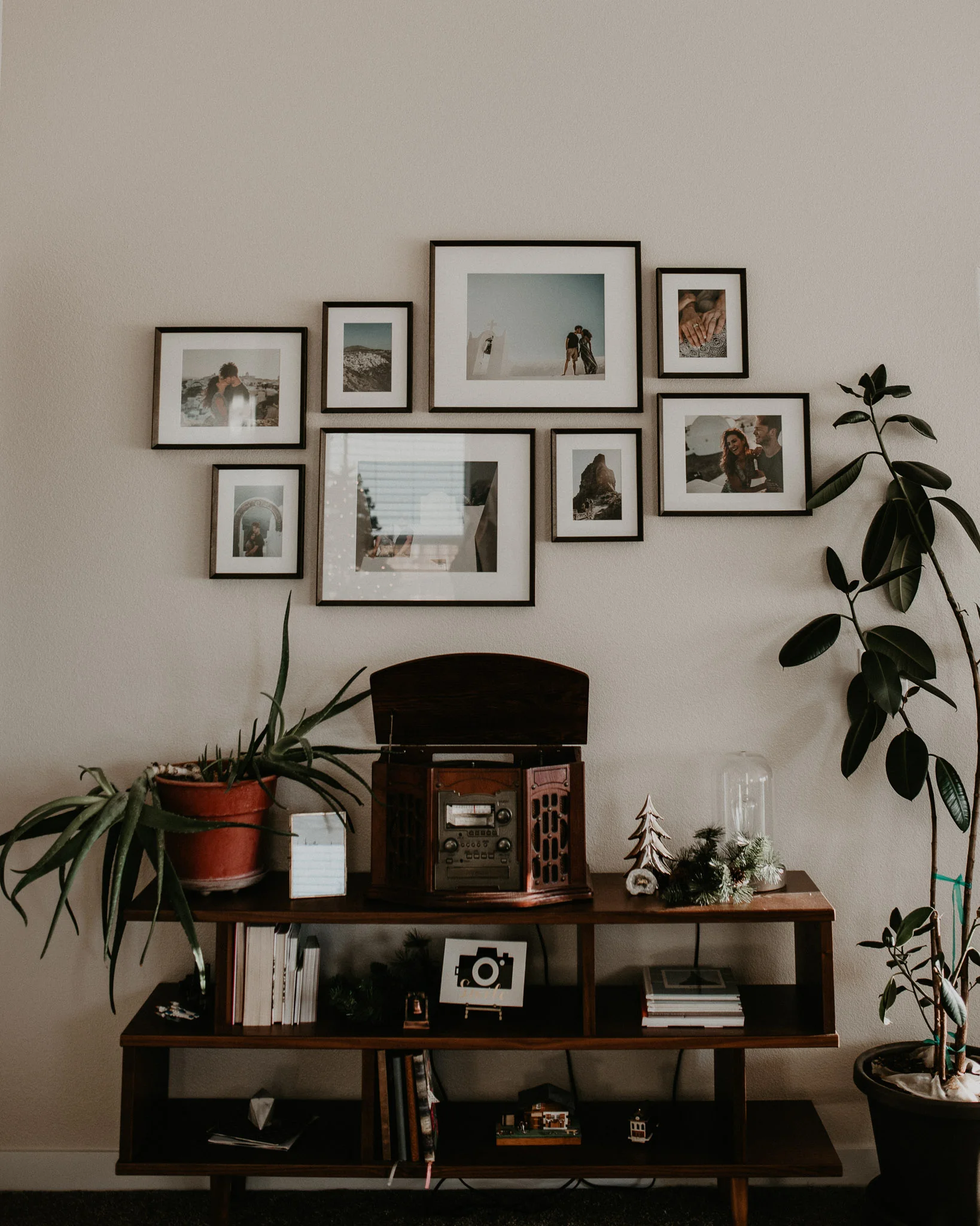 Boise Boudoir Photographer Boise Senior Photographer Makayla Madden Photography Mid Century Modern Ashlyn Bookshelf World Market Aloe Plant Record Player Vinyl Rubber Tree