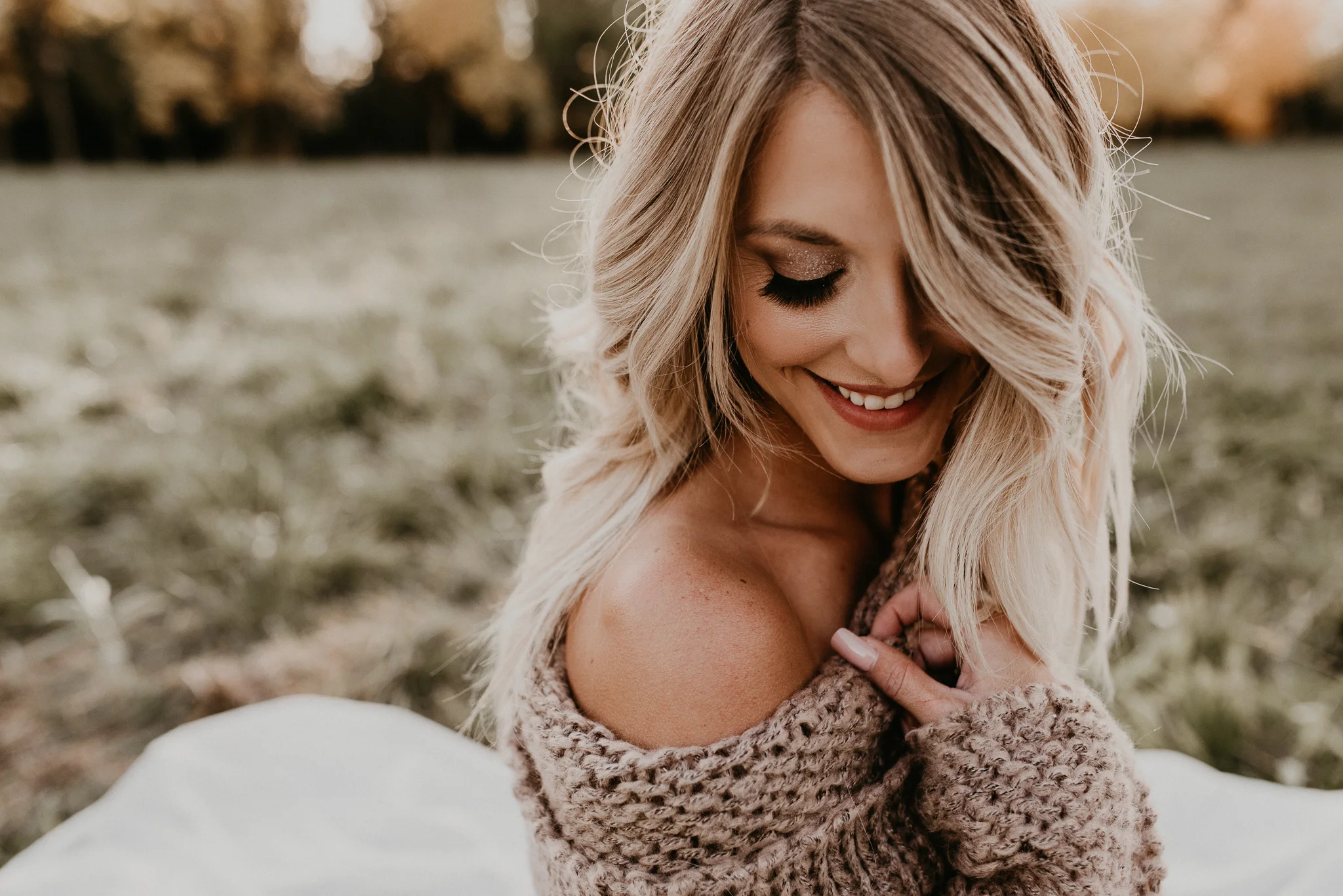 Boise Boudoir Photographer Makayla Madden Photography Boudoir By Kayla Idaho Outdoor Boudoir Sweater Weather Oregon Montana Utah Boudoir Photographer Fall Portrait