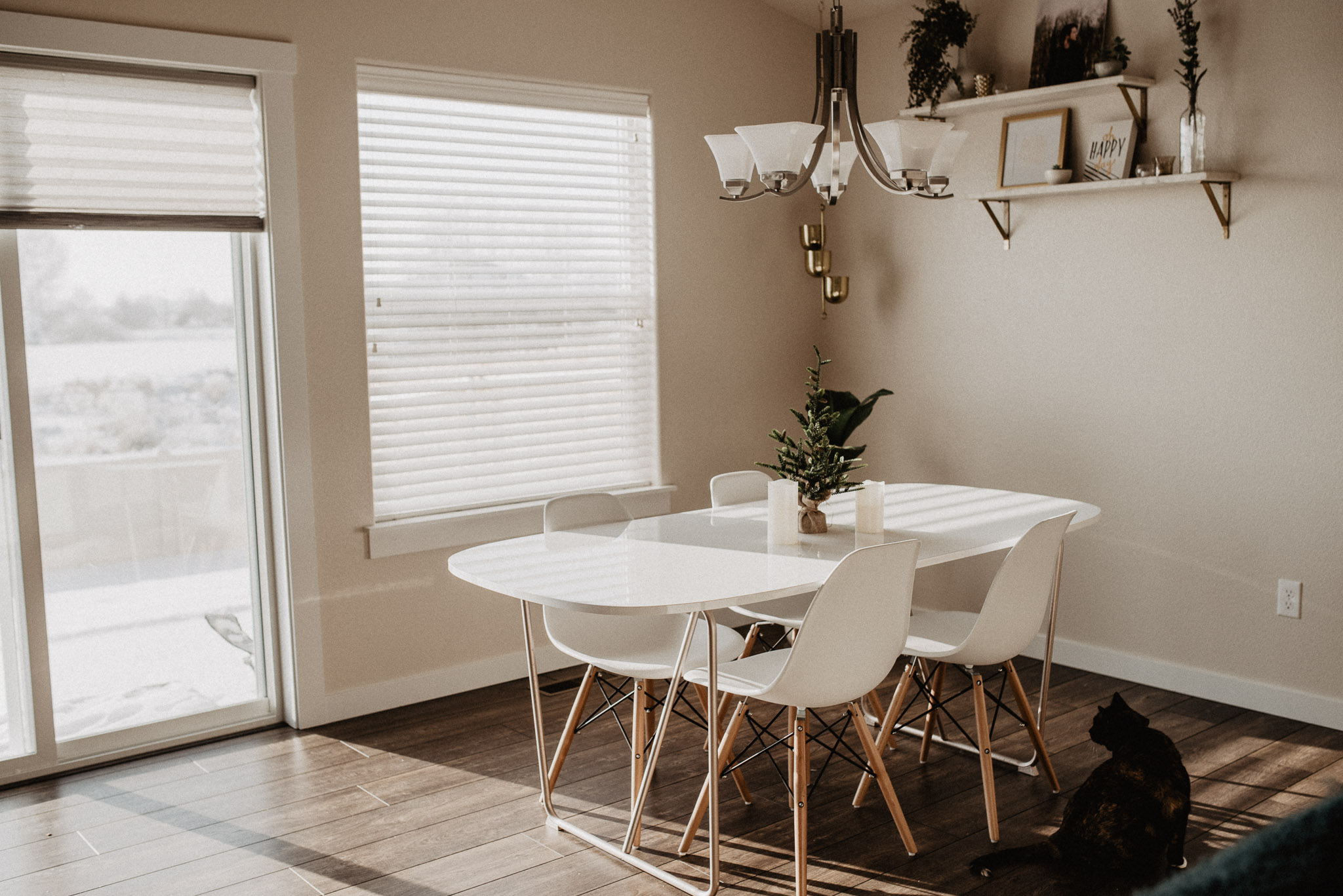 Boise Boudoir Photographer Boise Senior Photographer Makayla Madden Photography Mid Century Modern Kitchen Table Chairs Decor