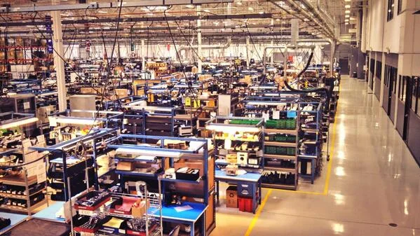 Typical Monday on an Oregon company's electronics manufacturing floor. 4:45pm. Photo by Water